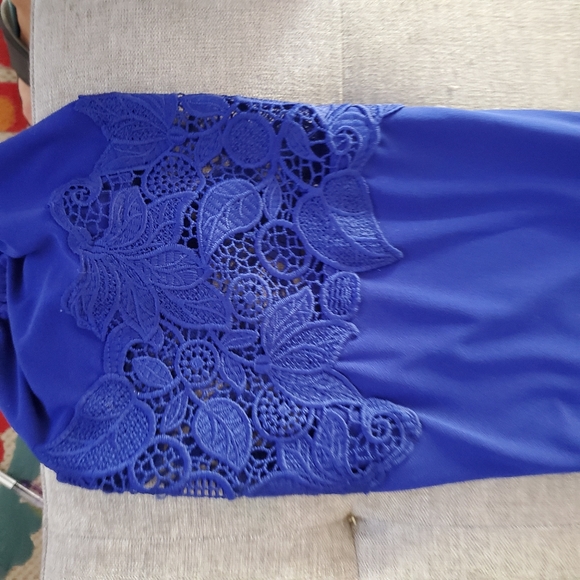 DENNIS BASSO Blouse 2/$ 30 - Picture 6 of 10